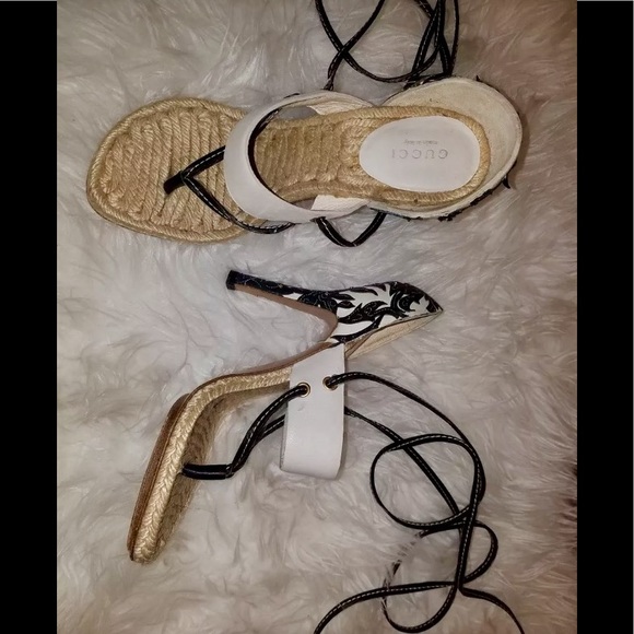 Gucci Thong Wrap Heels- NEVER WORN after purchase! Rare heel. - Picture 3 of 8